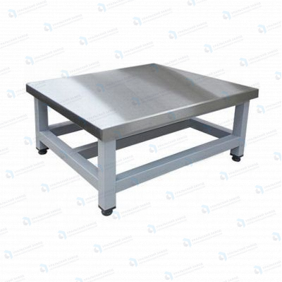 Подтоварник ПТ 1200x500x300, каркас сварной из окрашенной трубы, столешница AISI430